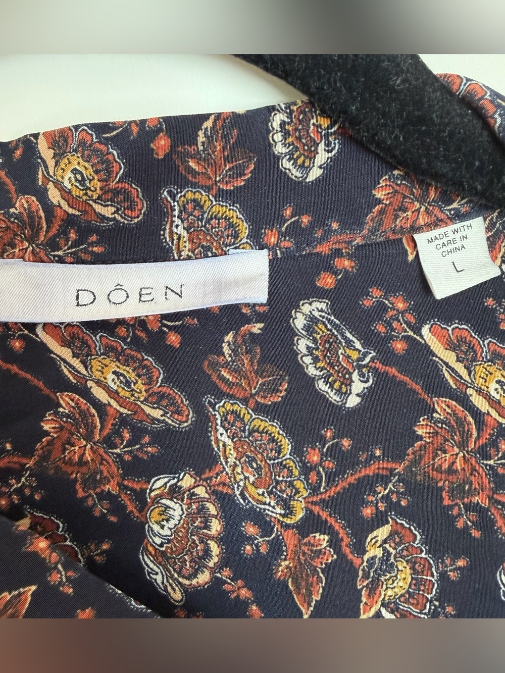 Doen Paisley Blouse - Picture 4 of 4